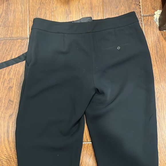 Aritzia Black Wilfred Allant Tie Waist Cuffed Cropped Pants - Picture 3 of 4